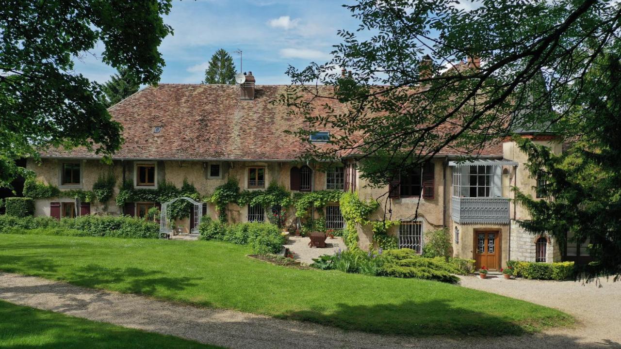 Domaine De Bellevue Gite Du Mont Poupet Marnoz Exterior foto